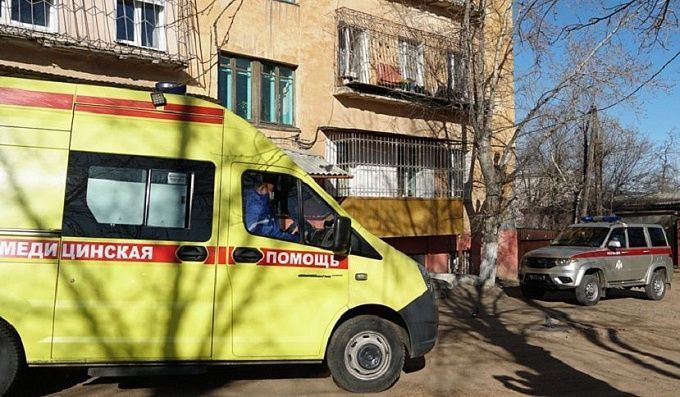 «Пытался выпрыгнуть из машины»: улан-удэнца, напавшего на фельдшера, задержали «Пытался выпрыгнуть из машины»: улан-удэнца, напавшего на фельдшера, задержали