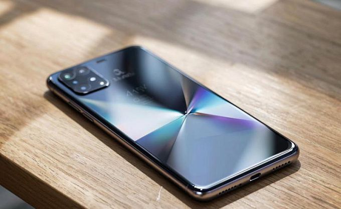 В Улан-Удэ подросток «облегчил» счет матери на 1,2 млн рублей  В Улан-Удэ подросток «облегчил» счет матери на 1,2 млн рублей