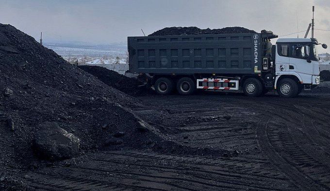 Из-за кризиса на «Стальмосте» в Улан-Удэ чуть не замерзли 4,5 тысячи человек Из-за кризиса на «Стальмосте» в Улан-Удэ чуть не замерзли 4,5 тысячи человек